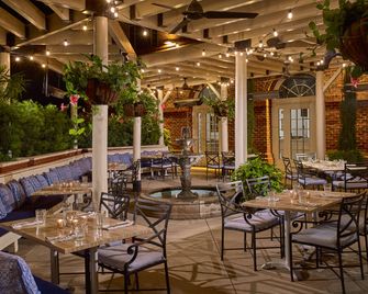 ذا هوتل آت أوبورن يونيفرستي - أوبورن - مطعم