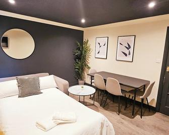 Amazing boutique flat in Archway - London - Bedroom