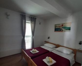 Apartments Mate - Bol