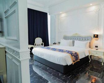 Dancenter Luxury Retreat Angeles City - Angeles City - Soverom