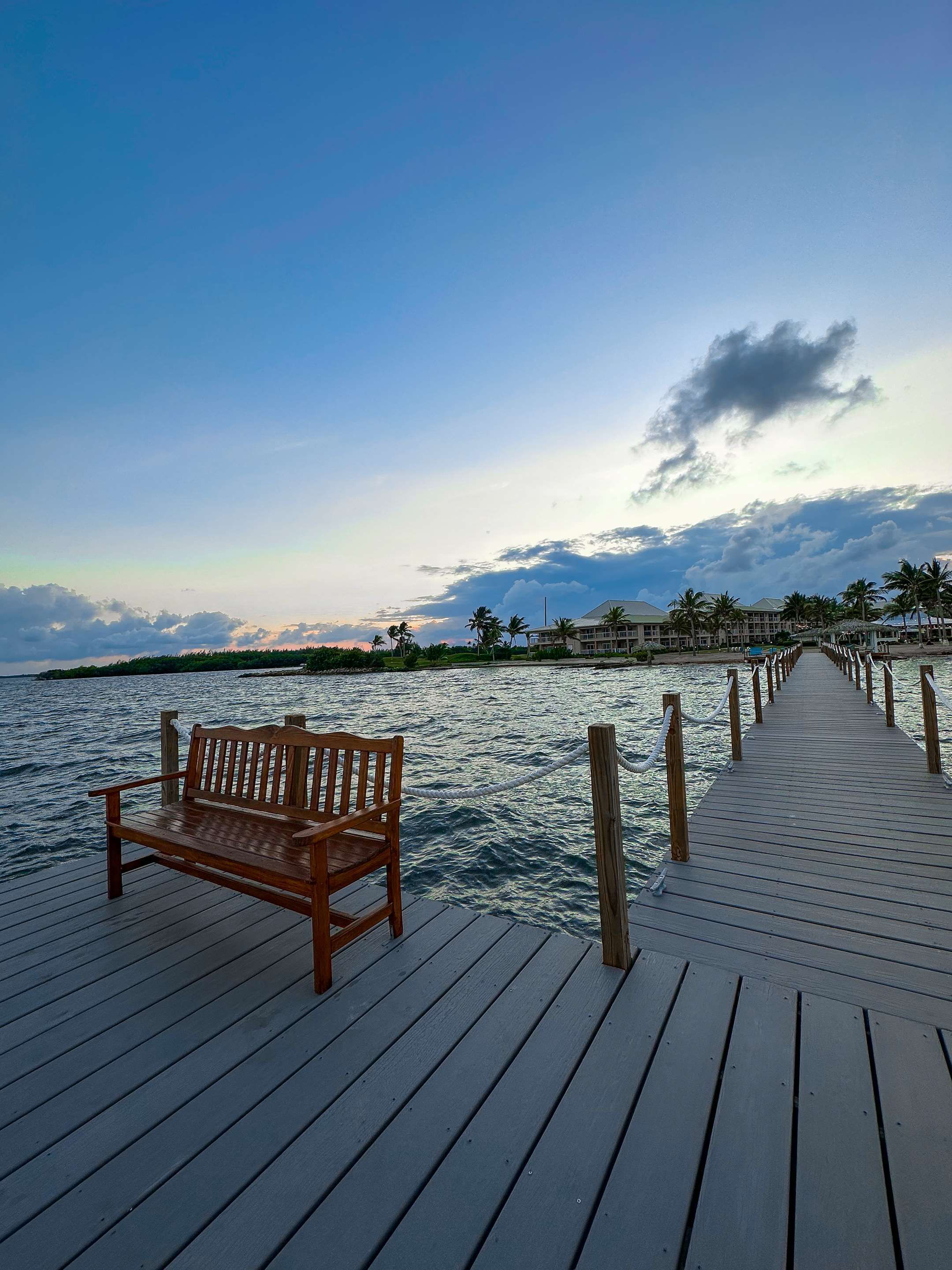 The Grand Caymanian Resort - George Town - Living room