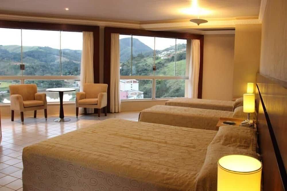 هوتل زانون - اغواس دي ليندويا - غرفة معيشة