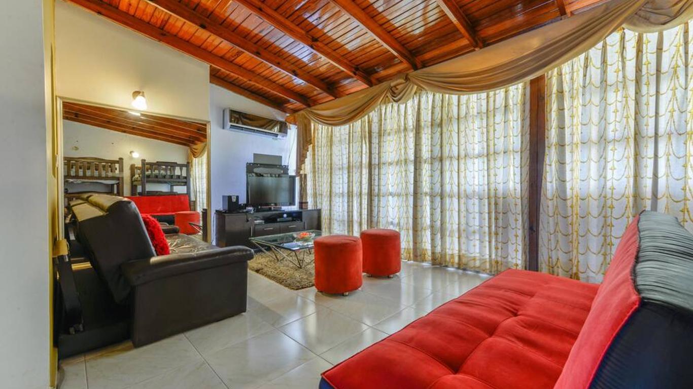 Hotel Zamy's Place