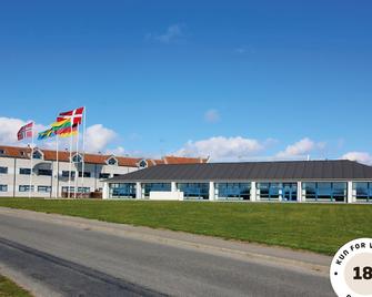 Ærø Hotel - Adults only - Marstal - Gebäude