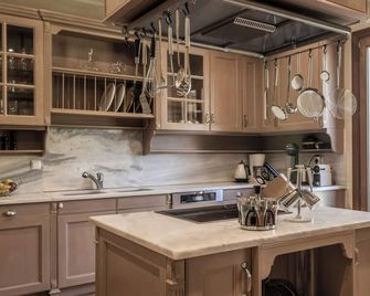 Villa Veneziano Lefkada - Nydri - Kitchen