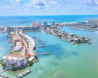 Bay Watch #6 - Weekly Beach Rental - Clearwater Beach - Outdoor view