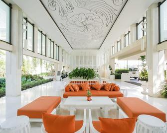 Proud Phuket - Sakhu - Lobby