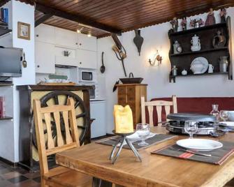 Studio Lognan-1 by Interhome - Argentière - Salle à manger