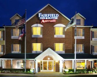 Fairfield Inn and Suites by Marriott Cincinnati Eastgate - Cincinnati - Building