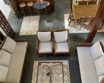 Cozy house on the beach Toque- Toque Pequeno - São Sebastião - Living room