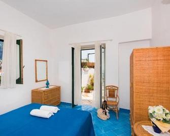 Pensione Maria Luisa - Positano - Bedroom