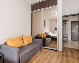 Shortstaypoland Giełdowa B184 - Warsaw - Living room