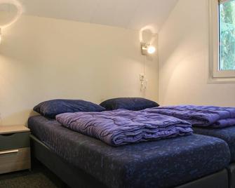 Three-Bedroom Holiday Home In Vledder - Vledder - Bedroom