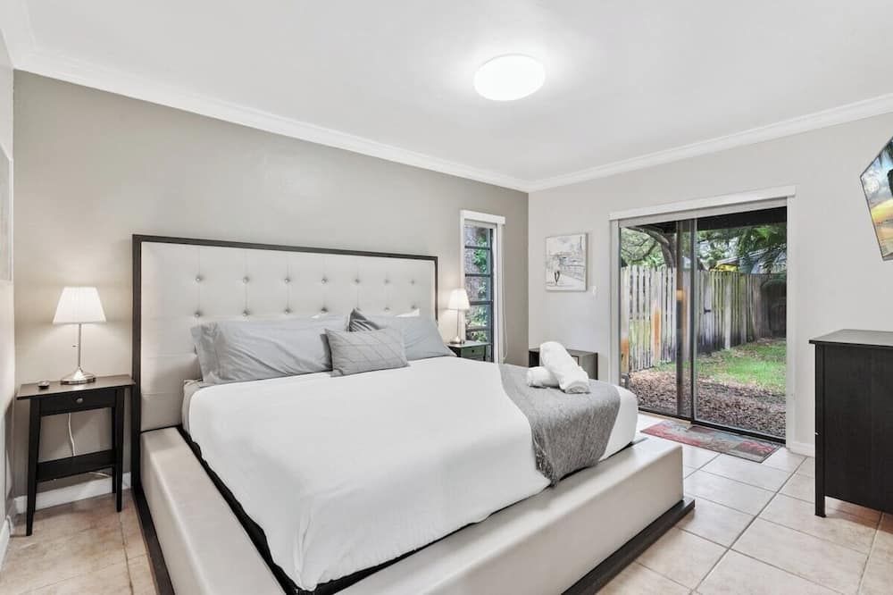 The Home in The Oaks - By Avi - פורט לודרדייל - חדר שינה