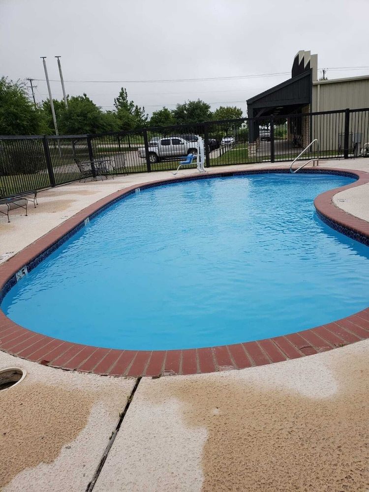 Lone Star Inn - Decatur - Басейн