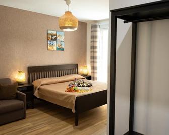 Sunset House - Balestrate - Camera da letto