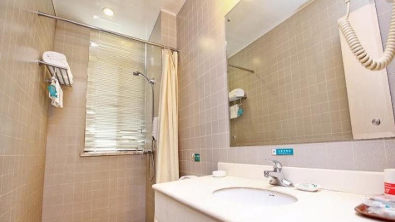 Jinjiang Inn Jinan Shimao Kuanhouli Quancheng Road