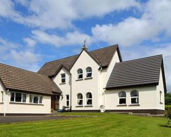 Whitethorn Lodge - Ballina (Tipperary) - Building