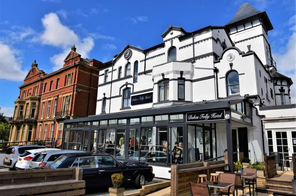 Dukes Folly Hotel - סאות'פורד - בניין