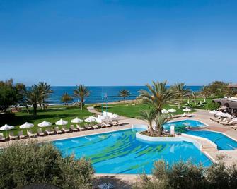 Constantinou Bros Athena Royal Beach Hotel - Paphos - Pool