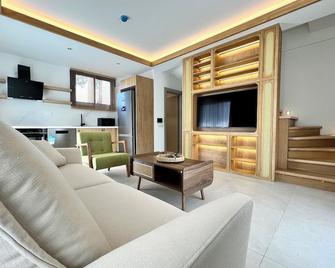 Wellgarden Holiday Villas, Türkbükü - Golturkbuku - Sala de estar