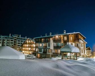 綠色生活滑雪水療渡假村 - 班斯科 - 班斯科 - 建築