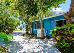 Coco Sands Villas Unit 1 - Cape Canaveral - Outdoor view
