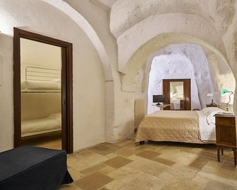 Fra I Sassi Residence - Matera - Soverom