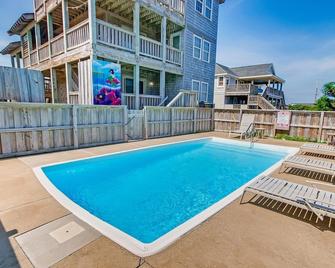 Oceanview Dog Friendly Home w/ Private Pool, Hot Tub, Game Room, Beach Nearby - Rodanthe - Pool