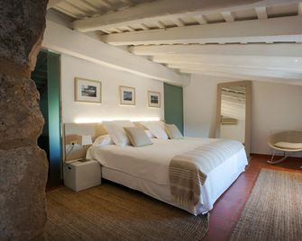 Mas Falgarona Hotel Boutique & Spa - Avinyonet de Puigventós - Bedroom