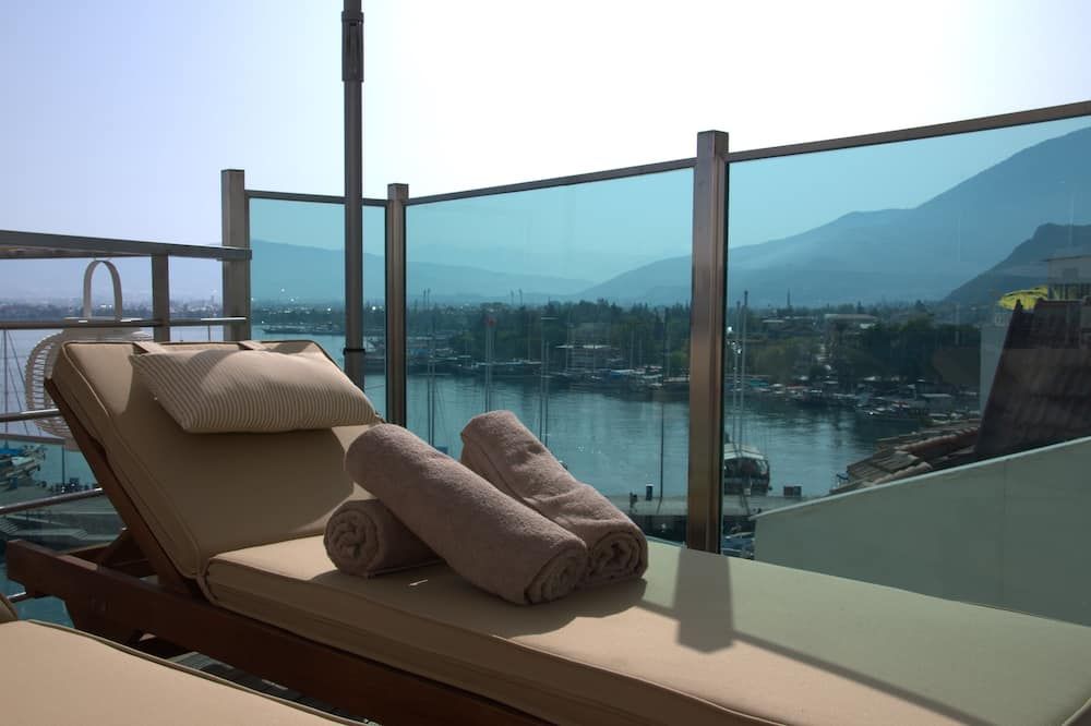 Alesta Yacht Hotel - פטהייה - מרפסת