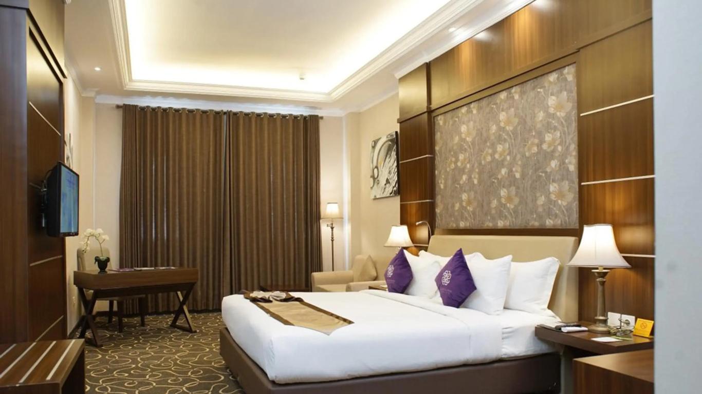 Adhiwangsa Hotel & Convention Hall