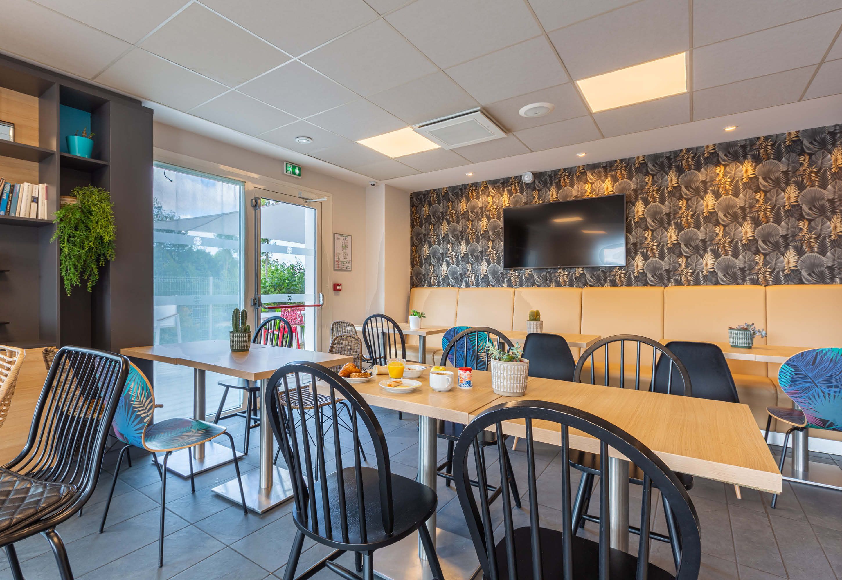 B&B HOTEL Chartres Océane