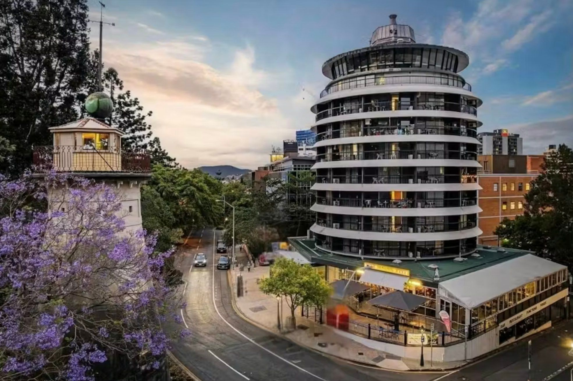 Tower Mill Hotel - בריסביין - בניין