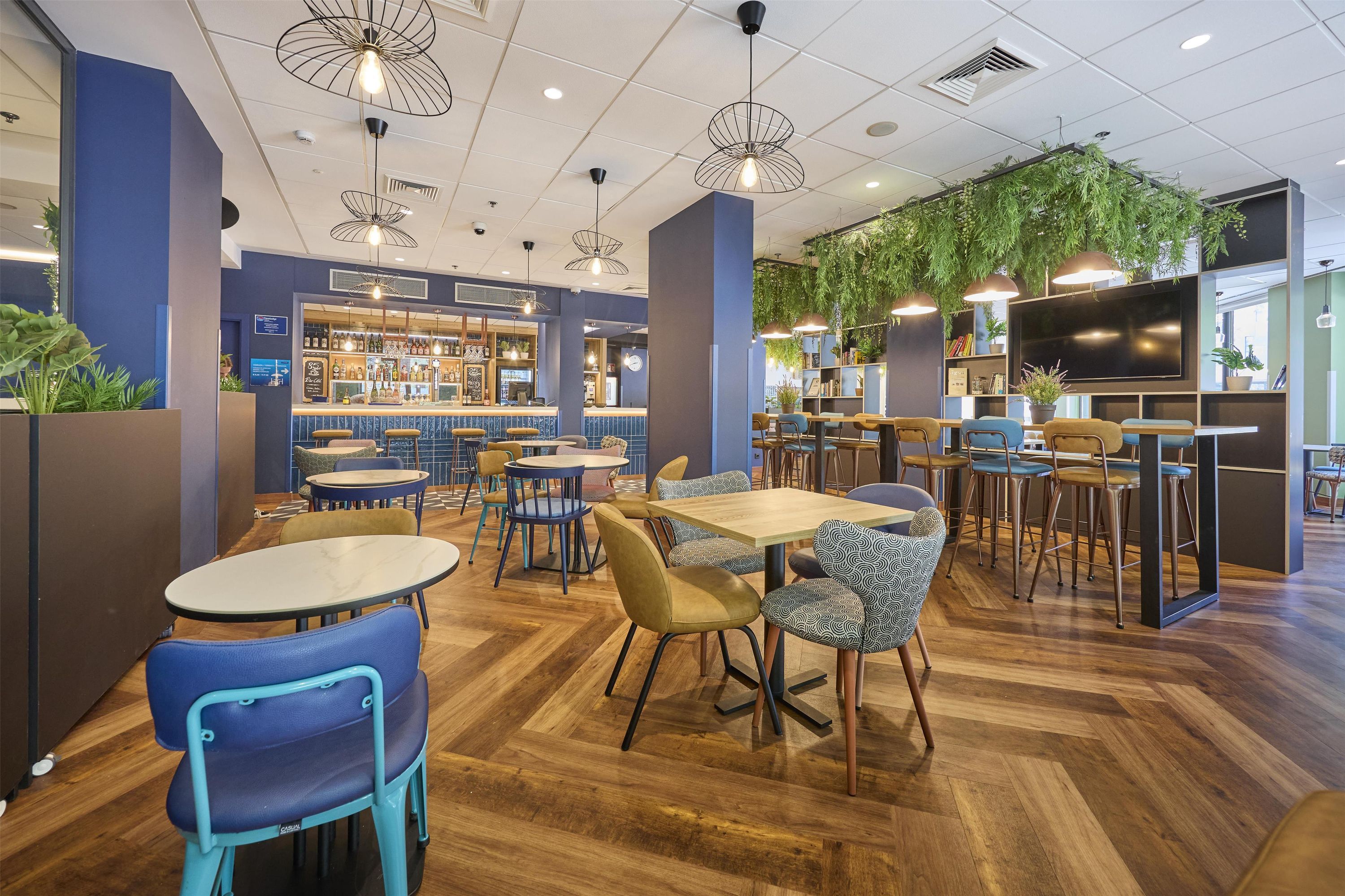 Travelodge Barcelona Poblenou - ברצלונה - מסעדה