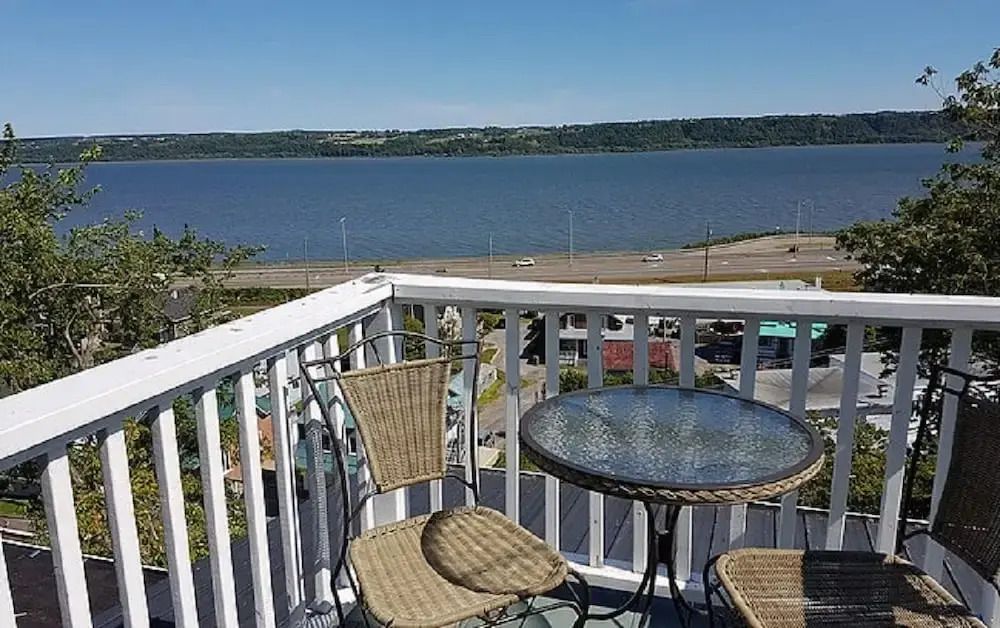 Auberge le Petit Séjour - Château-Richer - מרפסת