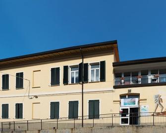 Ostello Tramonti - La Spezia - Toà nhà