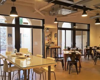 Ten To Go Hostel - Barcelona - Restaurante