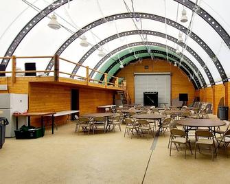 The Outpost Lodge - Pierre - Restaurant