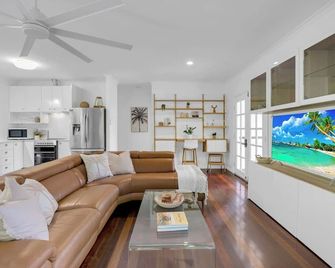 'Tropical Refuge' Classic Queenslander Paradise - Stratford - Pokój dzienny