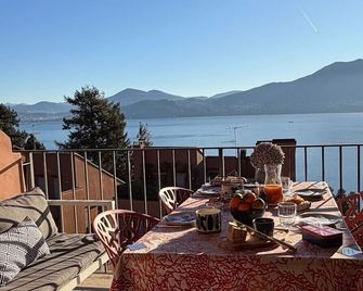 Lavinia - Oggebbio - Balkon