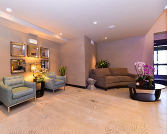 Holiday Inn Express & Suites Indio - Coachella Valley By IHG - Indio - Lobby