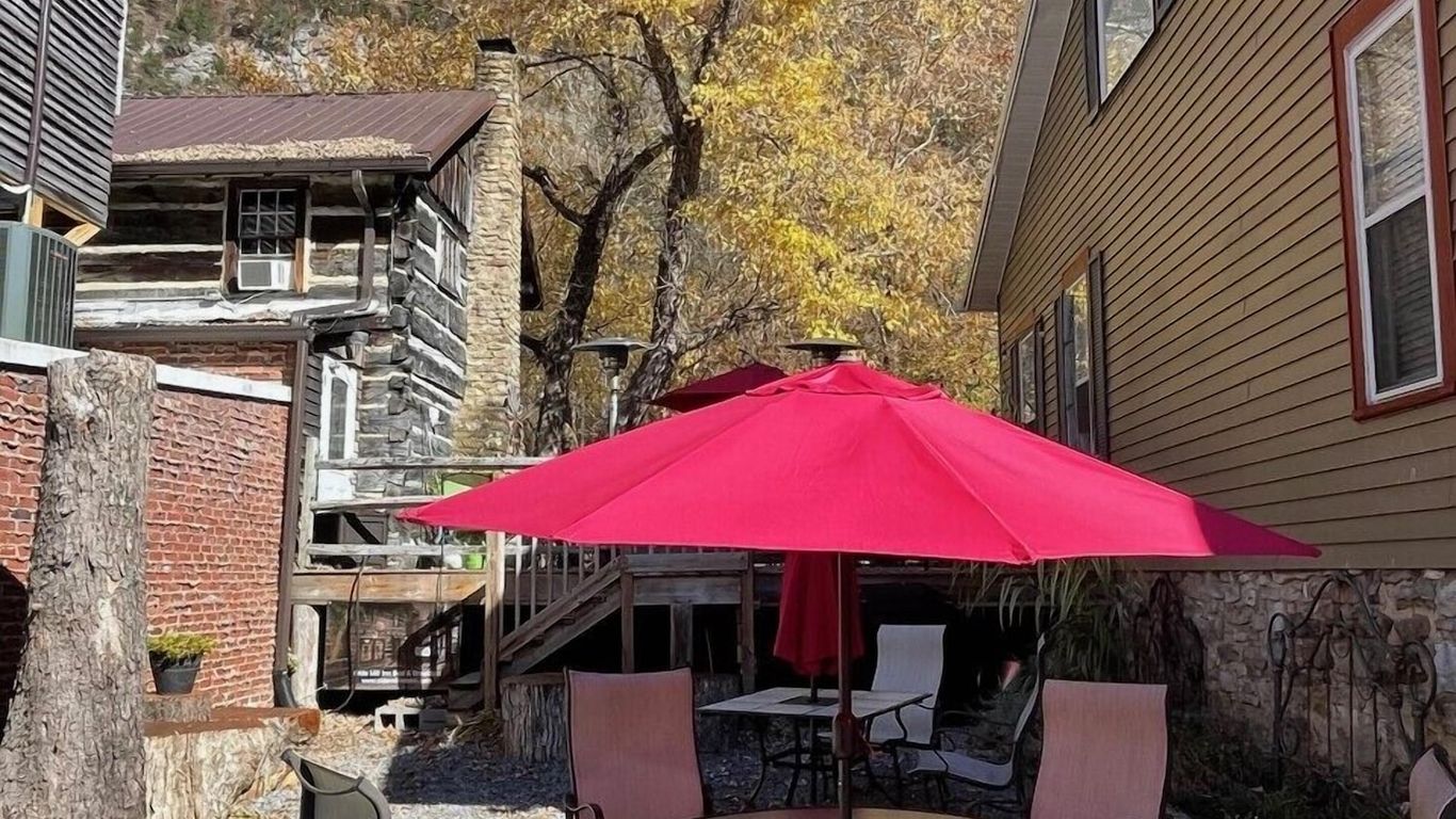 The Olde Mill Inn Bed & Breakfast