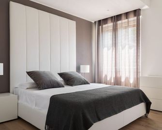 Pure White - By Myhomeincomo - Como - Slaapkamer