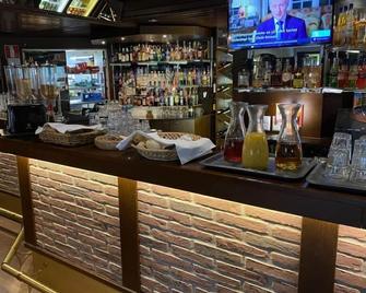 Hotel Carneval - Suonenjoki - Bar