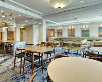 Fairfield Inn & Suites by Marriott Woodbridge - Avenel - Restaurant