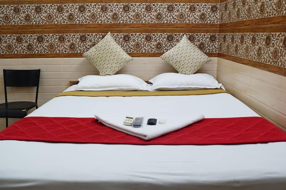 Just Guest House, Chennai Airport - Pallāvaram - Habitación