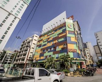 Hotel Ciq @ Wong Ah Fook - Johor Bahru - Edifício