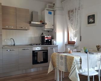 B&B / Apartment Umbria 6 - Campobasso - Cucina