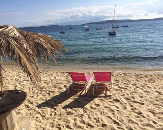 Agrelia House - Ouranoupoli - Playa